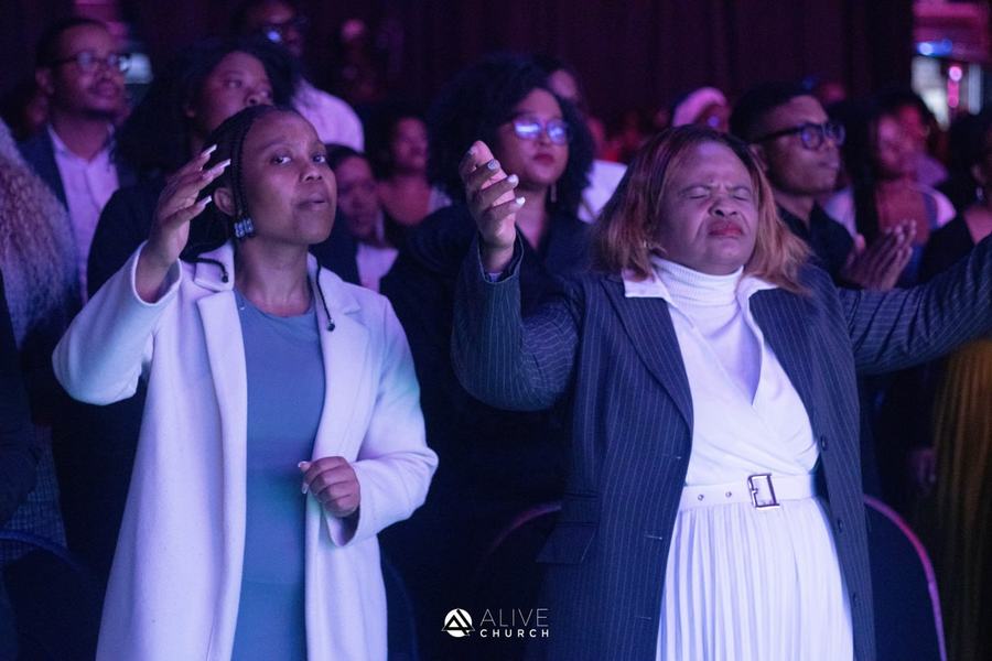 Alive Church prayer moment
