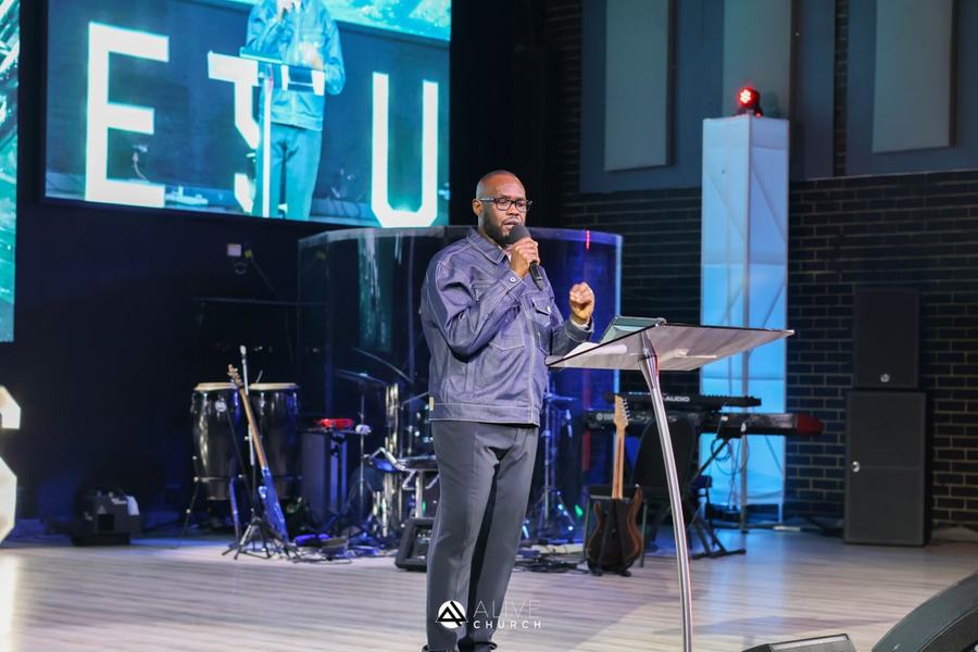 Alive Church serving together