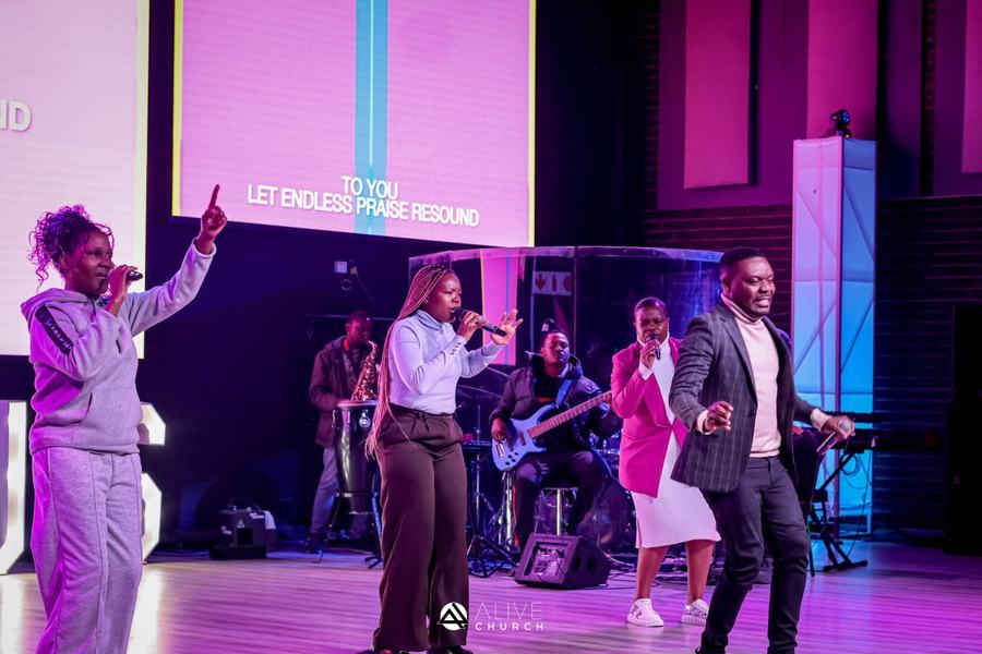 Alive Church a moment of worship
