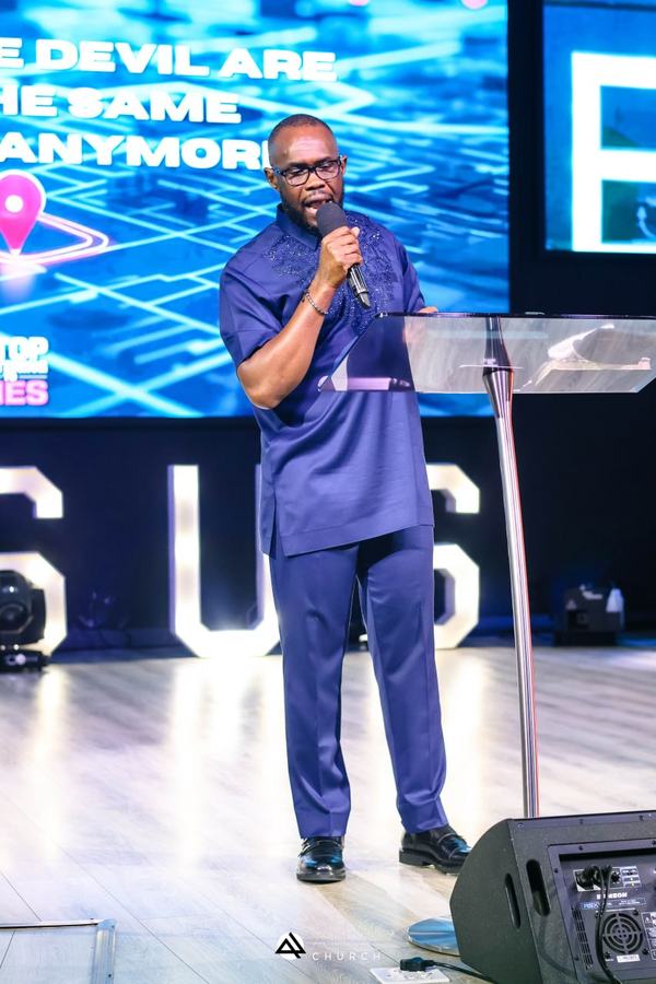 Alive Church prayer moment